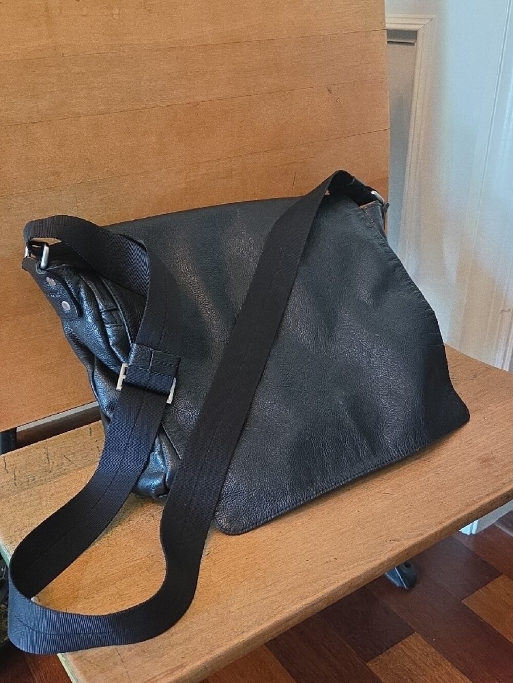 Like New! Jack Georges Black Leather Crossbody Messenger Bag